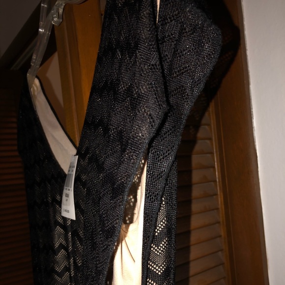 BLACK DRESS - Picture 3 of 3